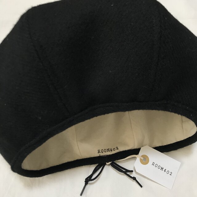 Harris Tweed(ハリスツイード)のハリスツイード 黒 ツイード ハンドメイド ベレー帽 Harris Tweed メンズの帽子(ハンチング/ベレー帽)の商品写真