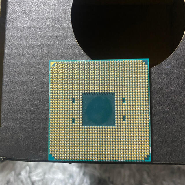 AMD Ryzen 5 1400 中古 CPUグリス付 スマホ/家電/カメラのPC/タブレット(PCパーツ)の商品写真