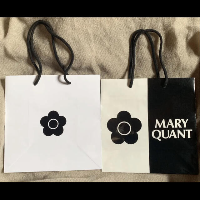 MARY QUANT(マリークワント)のマリークワント 新旧ショッパー ショップ袋 セット レディースのバッグ(ショップ袋)の商品写真