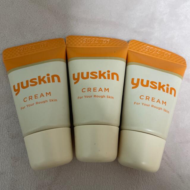 Yuskin(ユースキン)の新品未使用　ユースキンAa 12g×3 コスメ/美容のボディケア(ハンドクリーム)の商品写真