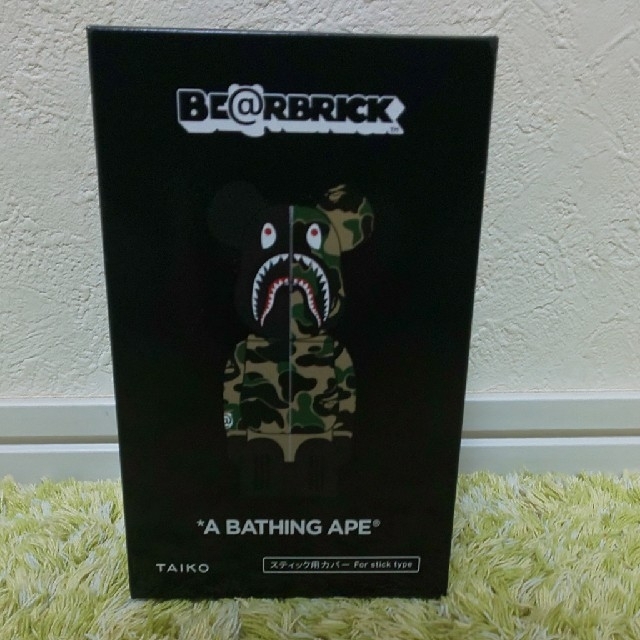 BAPE  CLEVERIN  ABC SHARK BE＠RBRICK