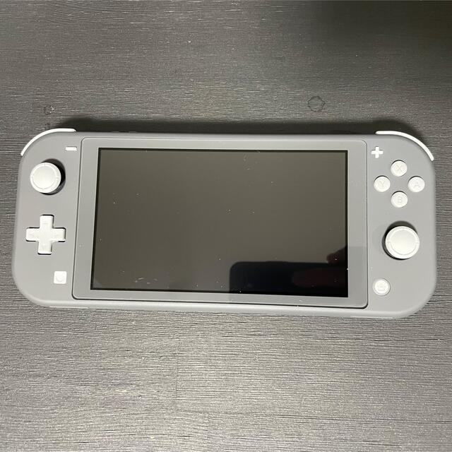 Nintendo Switch(ニンテンドースイッチ)のNintendo Switch LITE グレー エンタメ/ホビーのゲームソフト/ゲーム機本体(携帯用ゲーム機本体)の商品写真