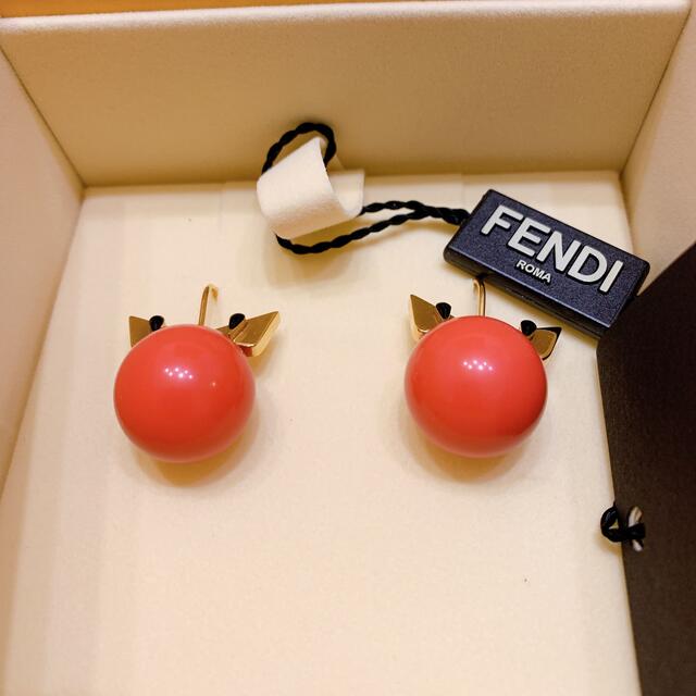 【美品】フェンディ モンスターピアス