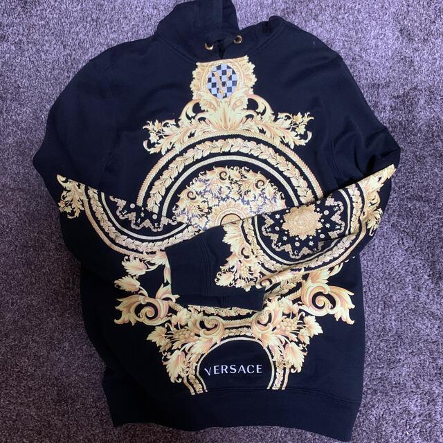 VERSACE - 新品未使用ヴェルサーチパーカーXSの通販 by エリ's shop｜ヴェルサーチならラクマ