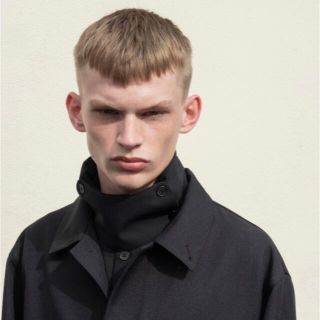 ジルサンダー(Jil Sander)のJil sander 19ss スタンドカラー　ロング　シャツ　チンストラップ(シャツ)