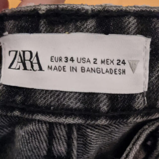 ZARA(ザラ)のM様専用　zara マムフィット ハイウエスト　34 レディースのパンツ(デニム/ジーンズ)の商品写真