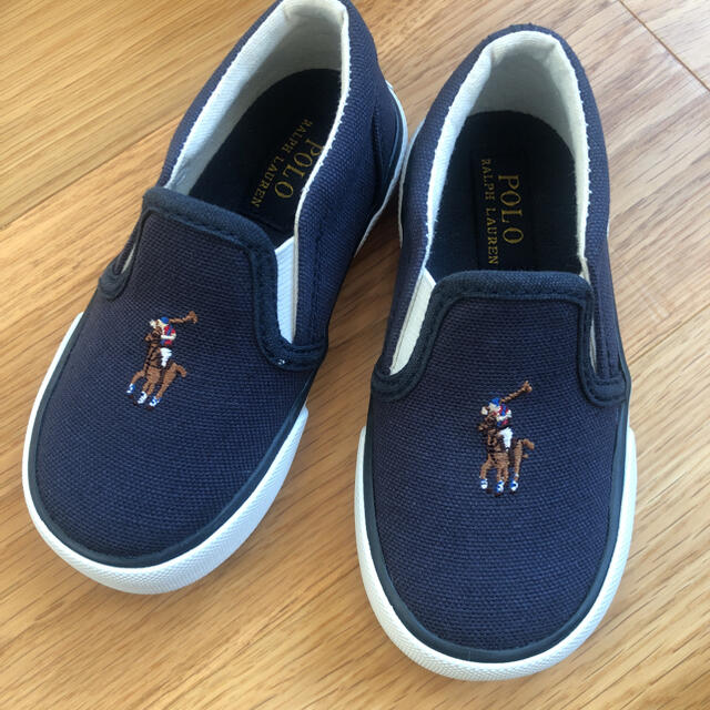 Ralph Lauren(ラルフローレン)の新品未使用　ポロベア　ラルフローレン　新品　キッズ　靴　スリッポン キッズ/ベビー/マタニティのベビー靴/シューズ(~14cm)(スリッポン)の商品写真