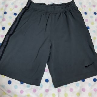 ナイキ(NIKE)のナイキ ハーフパンツ 黒 ジュニア140(パンツ/スパッツ)