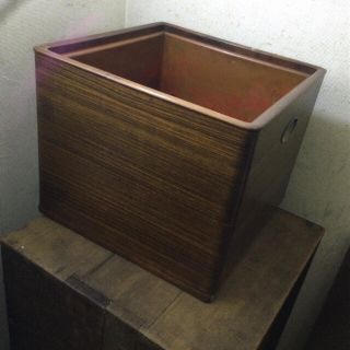 桐製の銅張火鉢　専用箱入り　30x30x30cm 1920年製(その他)