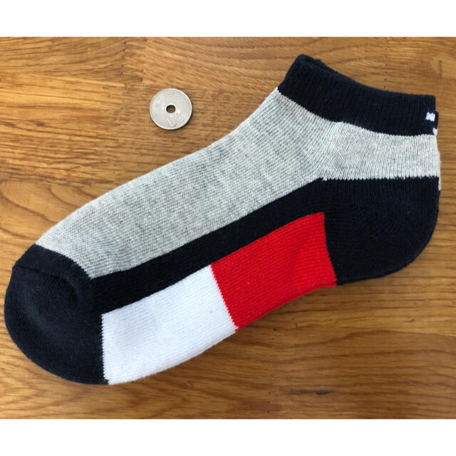 TOMMY HILFIGER(トミーヒルフィガー)の新品トミーヒルフィガーTOMMY HILFIGERレディースソックス3足セット4 レディースのレッグウェア(ソックス)の商品写真