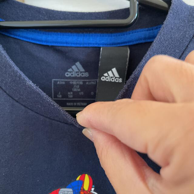 adidas(アディダス)のadidas アディダス Ｔシャツ キッズ/ベビー/マタニティのキッズ服男の子用(90cm~)(Tシャツ/カットソー)の商品写真