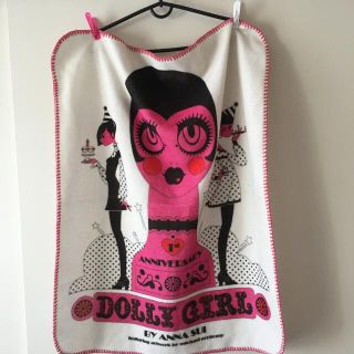 アナスイ(ANNA SUI)の美品ドーリーガール　膝掛け(毛布)