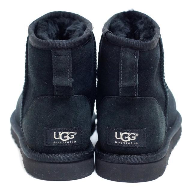 UGG(アグ)のアグ ショートブーツ レディース美品  5854 レディースの靴/シューズ(ブーツ)の商品写真