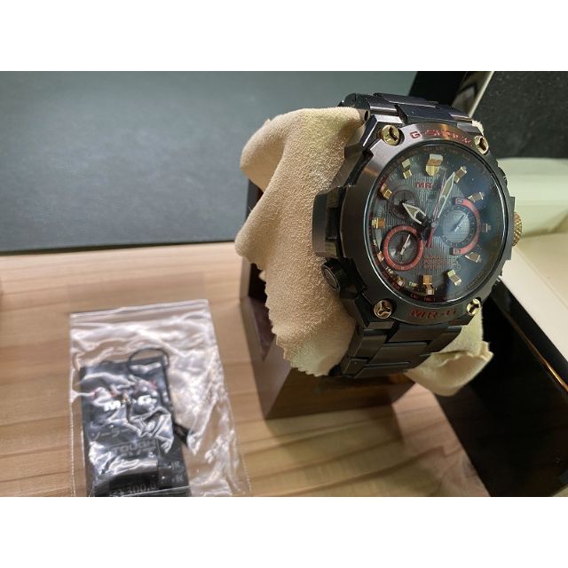 CASIO(カシオ)の【美品】カシオ 　CASIO　G-SHOCK MRG-G1000B-1A4JR メンズの時計(腕時計(アナログ))の商品写真