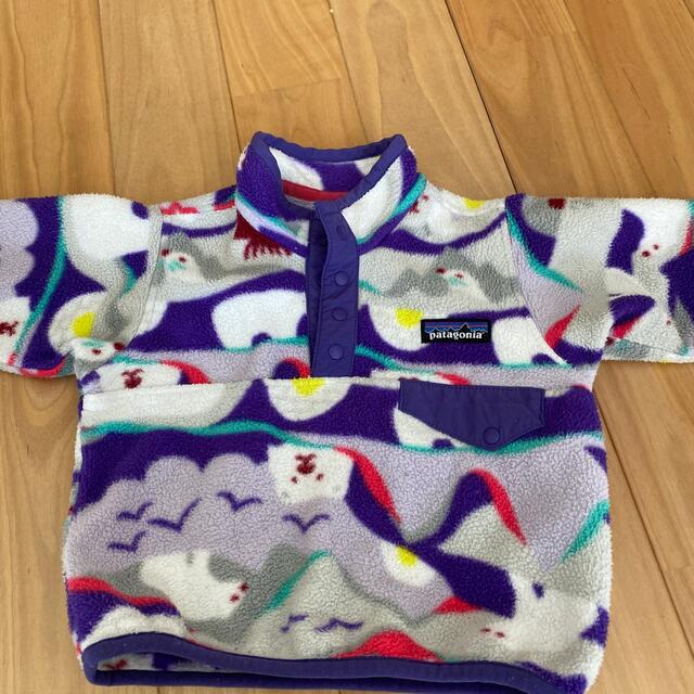 patagonia(パタゴニア)のパタゴニア　ベビー　フリース　3-6m キッズ/ベビー/マタニティのベビー服(~85cm)(ジャケット/コート)の商品写真