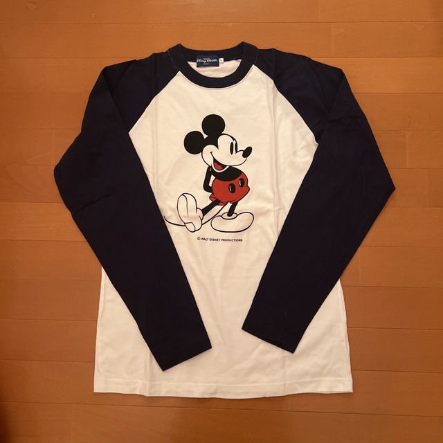 Disney(ディズニー)の東京ディズニーランド　tシャツ　ミッキー　ロンT レディースのトップス(Tシャツ(長袖/七分))の商品写真