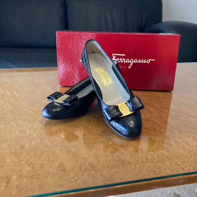 Ferragamo(フェラガモ)のフェラガモヒール レディースの靴/シューズ(ハイヒール/パンプス)の商品写真