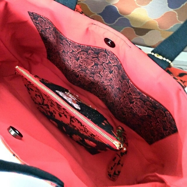 ロラライハリス ハンドメイド フリルバッグ