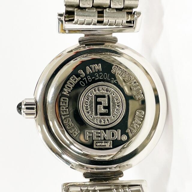 FENDI 腕時計 シルバーの通販 by J-P-Brandsラクマ店｜フェンディならラクマ - フェンディ 好評在庫あ