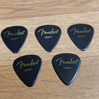 フェンダー(Fender)のFender ピック 351 Black Heavy 5枚 (エレキギター)