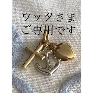 ウノアエレ(UNOAERRE)の値下げ★UNOAERREウノアエレ K18 トリプルモチーフペンダントトップ(ネックレス)