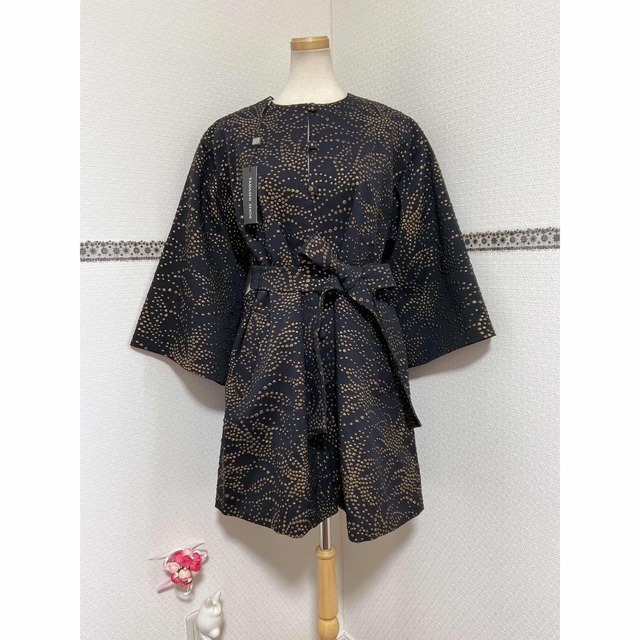 TADASHI SHOJI(タダシショウジ)の新品 S Tadashi Shoji ドレス BL11160SNT レディースのジャケット/アウター(ノーカラージャケット)の商品写真