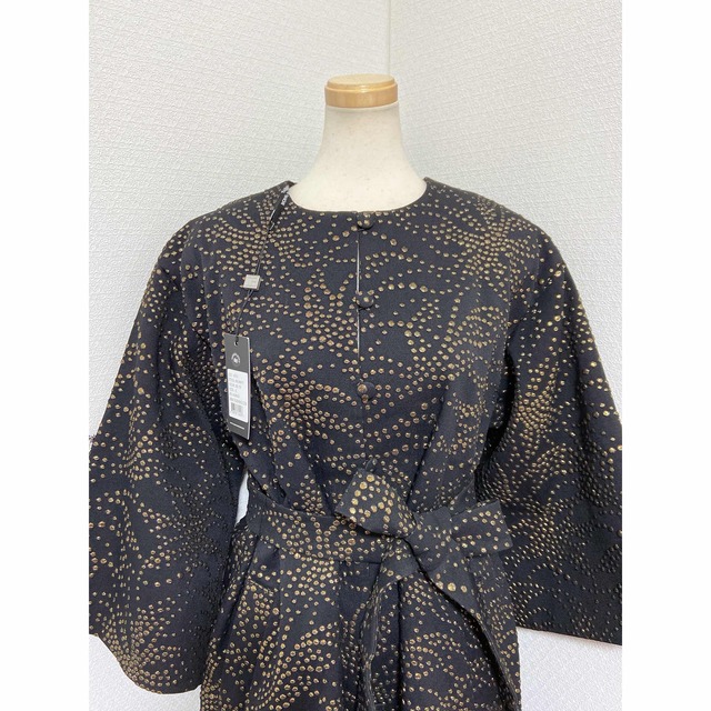 TADASHI SHOJI(タダシショウジ)の新品 S Tadashi Shoji ドレス BL11160SNT レディースのジャケット/アウター(ノーカラージャケット)の商品写真