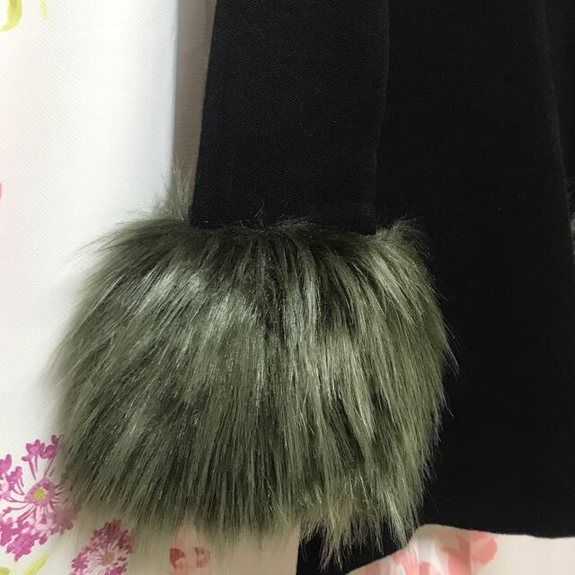 新品未使用・タグつき♡ 袖ファー　トップス レディースのトップス(ニット/セーター)の商品写真