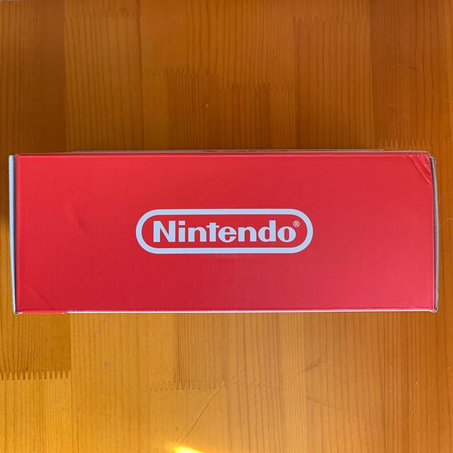 【訳あり】新品Nintendo Switch 本体コーラル☆ガラスフィルム付き