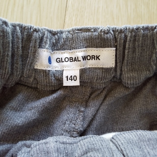 GLOBAL WORK(グローバルワーク)の【GLOBAL WORK】コーデュロイパンツ サイズ140 キッズ/ベビー/マタニティのキッズ服男の子用(90cm~)(パンツ/スパッツ)の商品写真