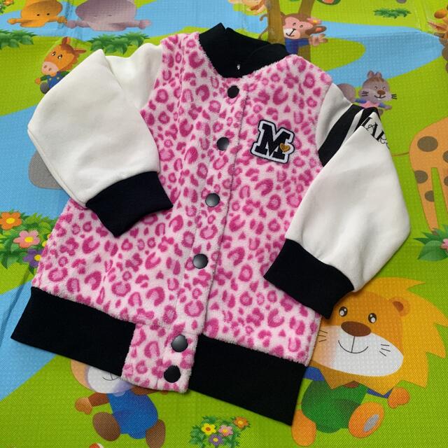 ヒョウ柄　パーカー　110cm キッズ/ベビー/マタニティのキッズ服女の子用(90cm~)(ジャケット/上着)の商品写真