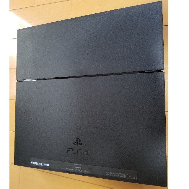 PlayStation4(プレイステーション4)のPS4 ジェット・ブラック 500GB CUH-1200A  エンタメ/ホビーのゲームソフト/ゲーム機本体(家庭用ゲーム機本体)の商品写真
