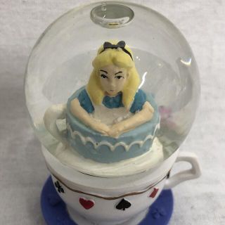 ふしぎの国のアリス スノー キャラクターグッズの通販 6点 | ふしぎの レトロゲーム 出品明日まで!早い者勝ち!ディズニー スノードーム 不思議の国のアリス キャラクターグッズ