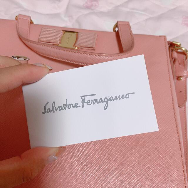 Salvatore Ferragamo(サルヴァトーレフェラガモ)のフェラガモ　ショルダーバッグ レディースのバッグ(ショルダーバッグ)の商品写真