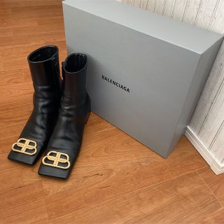 バレンシアガ(Balenciaga)のバレンシアガ　ブーツ　スクエアブーツ(ブーツ)