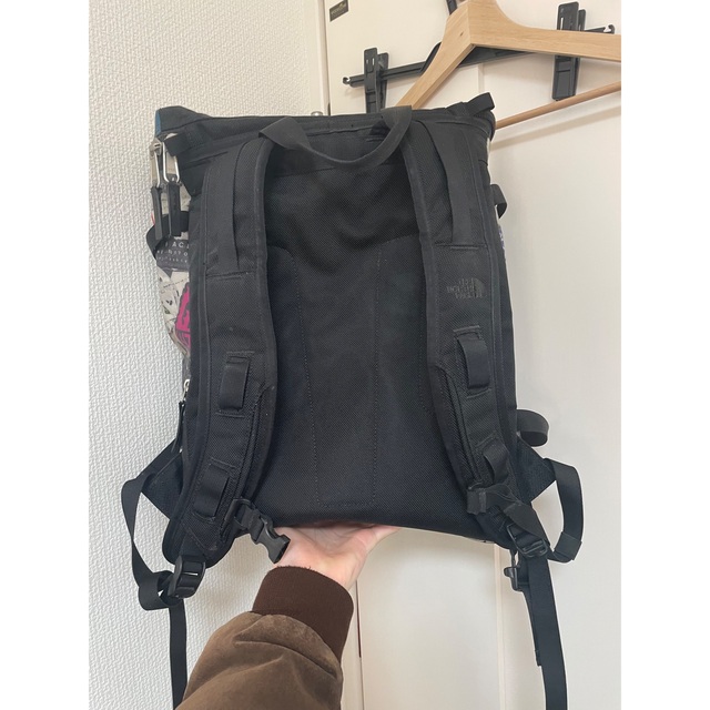 THE NORTH FACE(ザノースフェイス)のノースフェイス ヒューズボックス 30L ステッカープリント2 SK2 メンズのバッグ(バッグパック/リュック)の商品写真