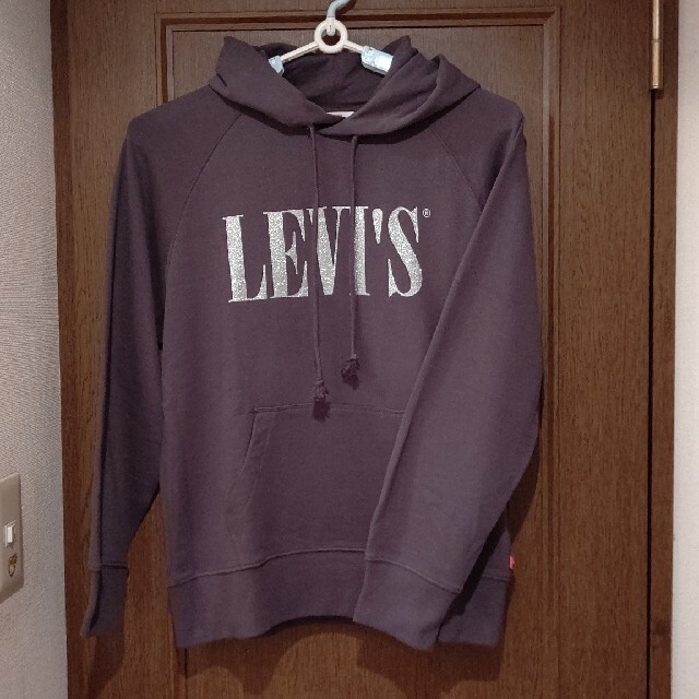 Levi's(リーバイス)の✨お値下げしました❗️☺️✨Levi's レディースパーカー 新品✨☺️ レディースのトップス(パーカー)の商品写真