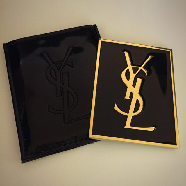 Yves Saint Laurent Beaute(イヴサンローランボーテ)のree様専用です！YSL ミラー レディースのファッション小物(その他)の商品写真