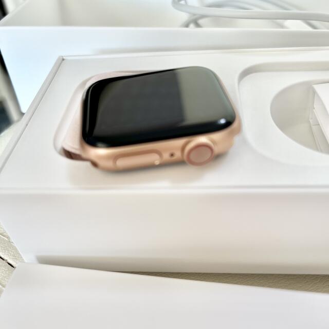 Apple Watch(アップルウォッチ)のアップルウォッチ5 レディースのファッション小物(腕時計)の商品写真