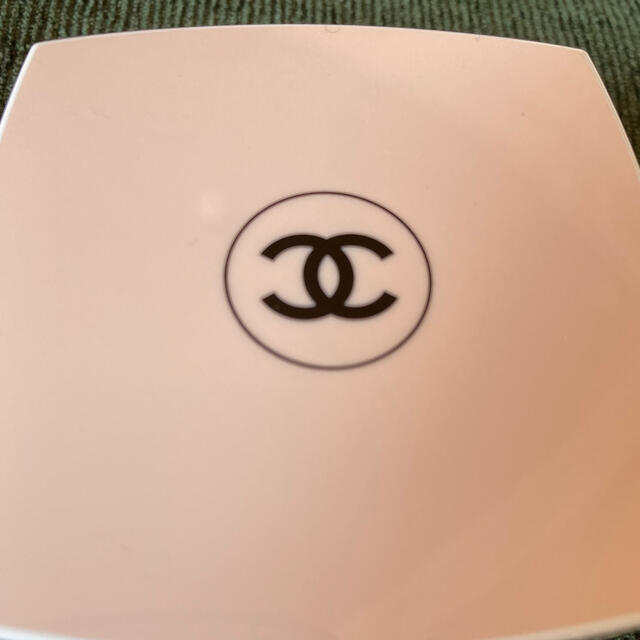 CHANEL(シャネル)のCHANEL シャネル ル ブラン トーンアップ ロージー タッチ コスメ/美容のベースメイク/化粧品(ファンデーション)の商品写真