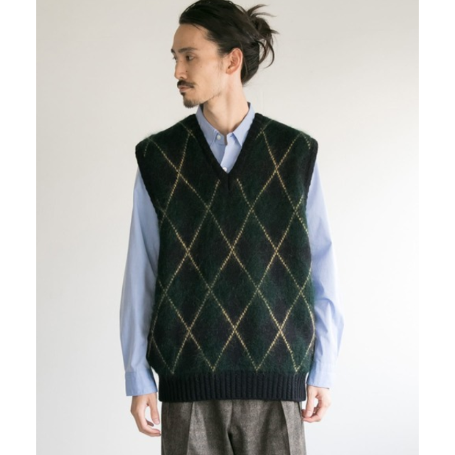 URBAN RESEARCH(アーバンリサーチ)のCOSEI　5GアーガイルKNIT VEST　ネイビー　グリーン　ベスト メンズのトップス(ベスト)の商品写真