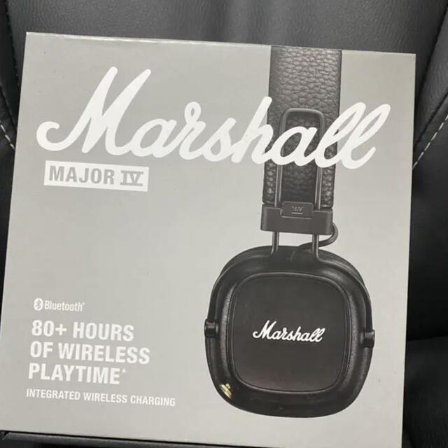 Marshall  major Ⅳ 付属品完備 スマホ/家電/カメラのオーディオ機器(ヘッドフォン/イヤフォン)の商品写真