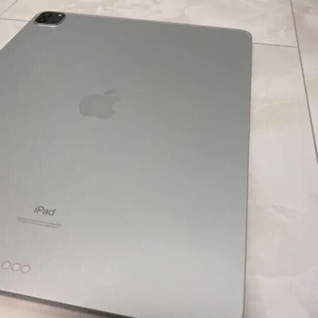 iPad 12.9インチ Wi-Fi 512GBの通販 by HIR's shop｜アイパッドならラクマ - 超美品！
iPad Pro (第5世代) 即納格安