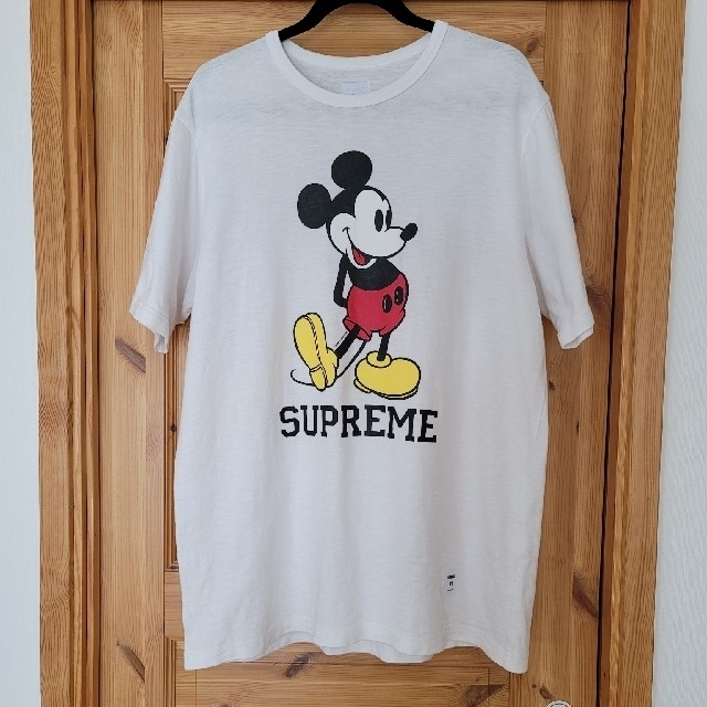 Supreme(シュプリーム)のシュプリーム　ミッキー　TシャツXL メンズのトップス(Tシャツ/カットソー(半袖/袖なし))の商品写真