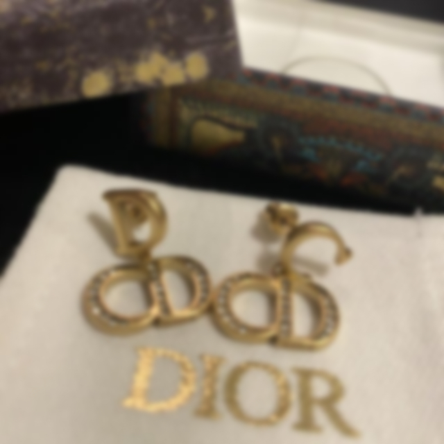 Dior(ディオール)のDIOR ピアス　れんちゃん様専用 レディースのアクセサリー(ピアス)の商品写真