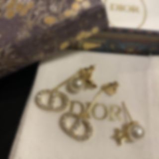 ディオール(Dior)のDIOR ピアス　ゆ様専用(ピアス)