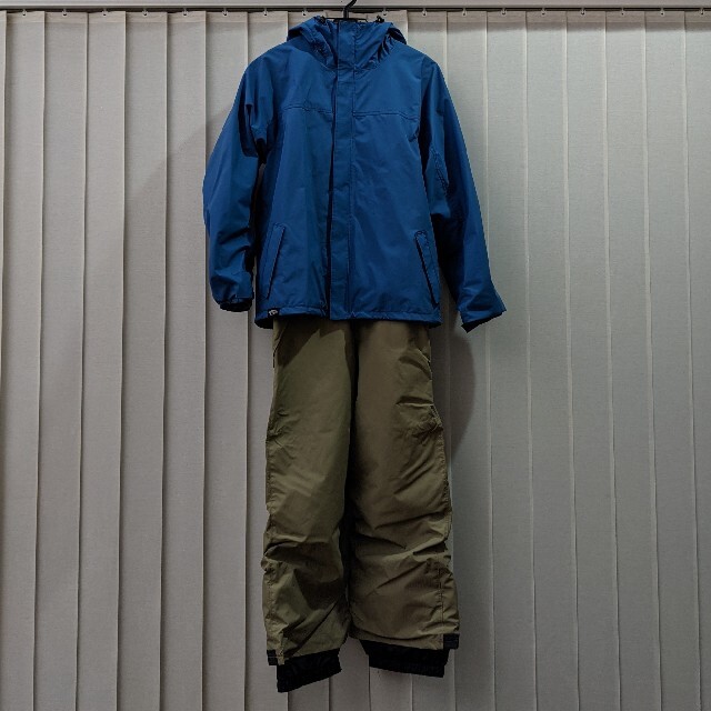 中古品】green clothing キッズ スノーボードジャケットの通販 中古品】green clothing キッズ スノーボードジャケットの通販