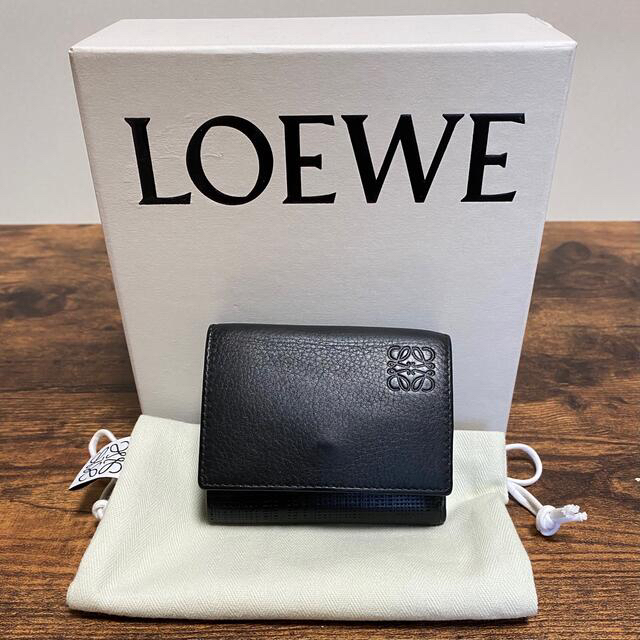 6日22時までの出品　LOEWE 三つ折り財布 Trifold Walletlarcobaleno