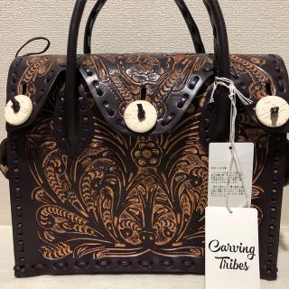 限定✨ほぼ未使用✨CarvingTribes マエストラS ハンドバッグ 黒