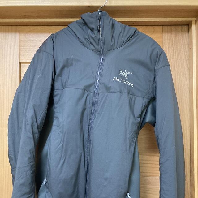 【極美品】Arc'teryx アークテリクス　アトムLTフーディ　グレー39TERYXのArc